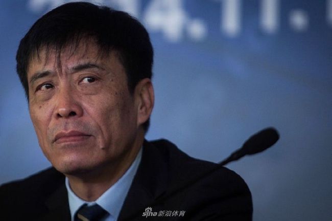 我很幸运,生了几个小孩,长大了,事业很有成就。