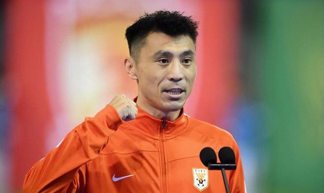 主演新剧《肯尼迪》聚焦著名政治家族 2 堪比时装周!