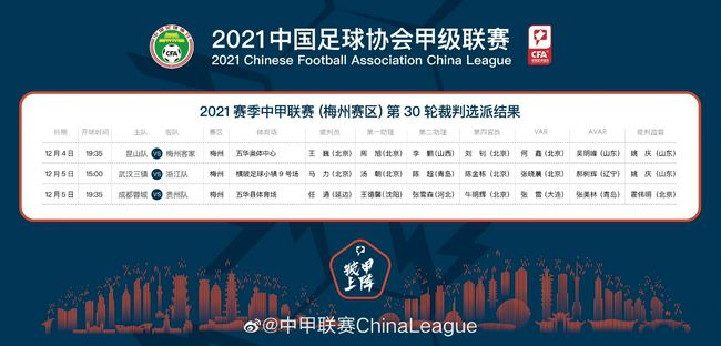 ”尤其是影片中郑秀文与黄子华“旧情复燃”后的争吵戏，被索亚斌视为老港片味道全面升级的典范：“两人因性格冲突而争吵，分钱时的斤斤计较，发现脚被扎破后用钱扫开碎玻璃的细节——那种温情与隔阂的交织，情感的微妙复杂，包含了丰富的潜台词，正是老港片精神的现代表达。